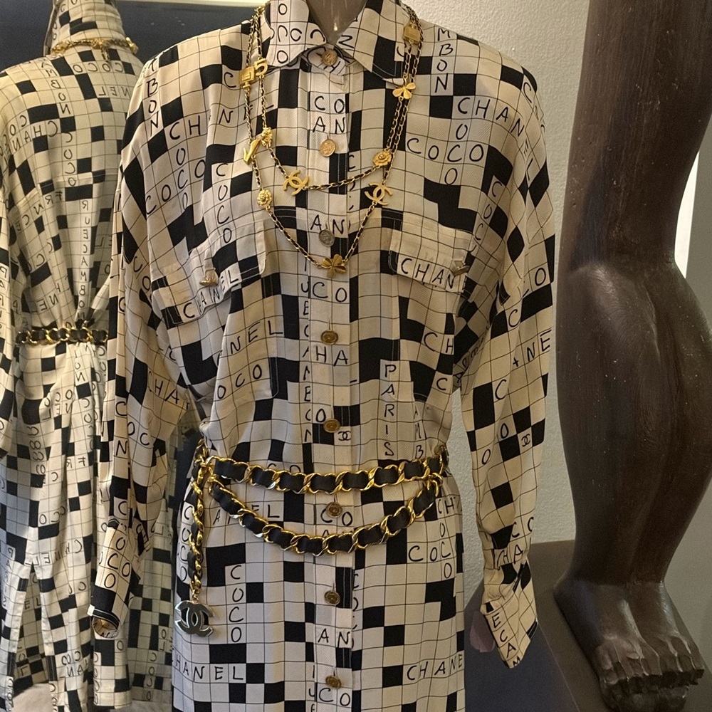 Chanel Iconic Scrabble Print Silk Dress RARE 1990,s
✨💕 Make A Offer ✨💕 - Picture 6 of 9